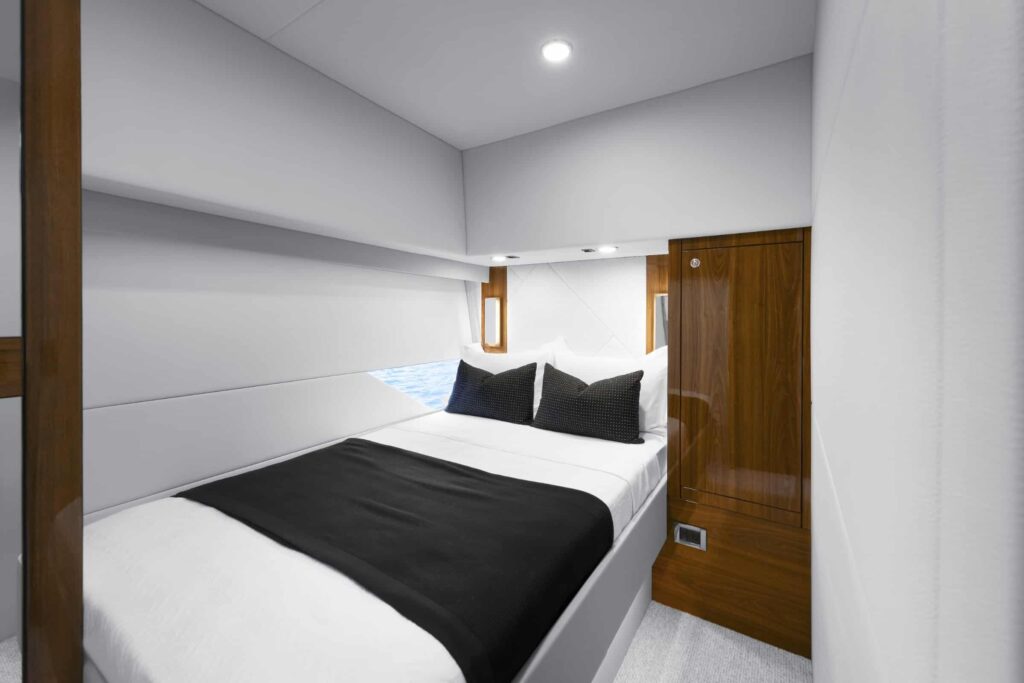 Maritimo M55 Black Edition Desktop67