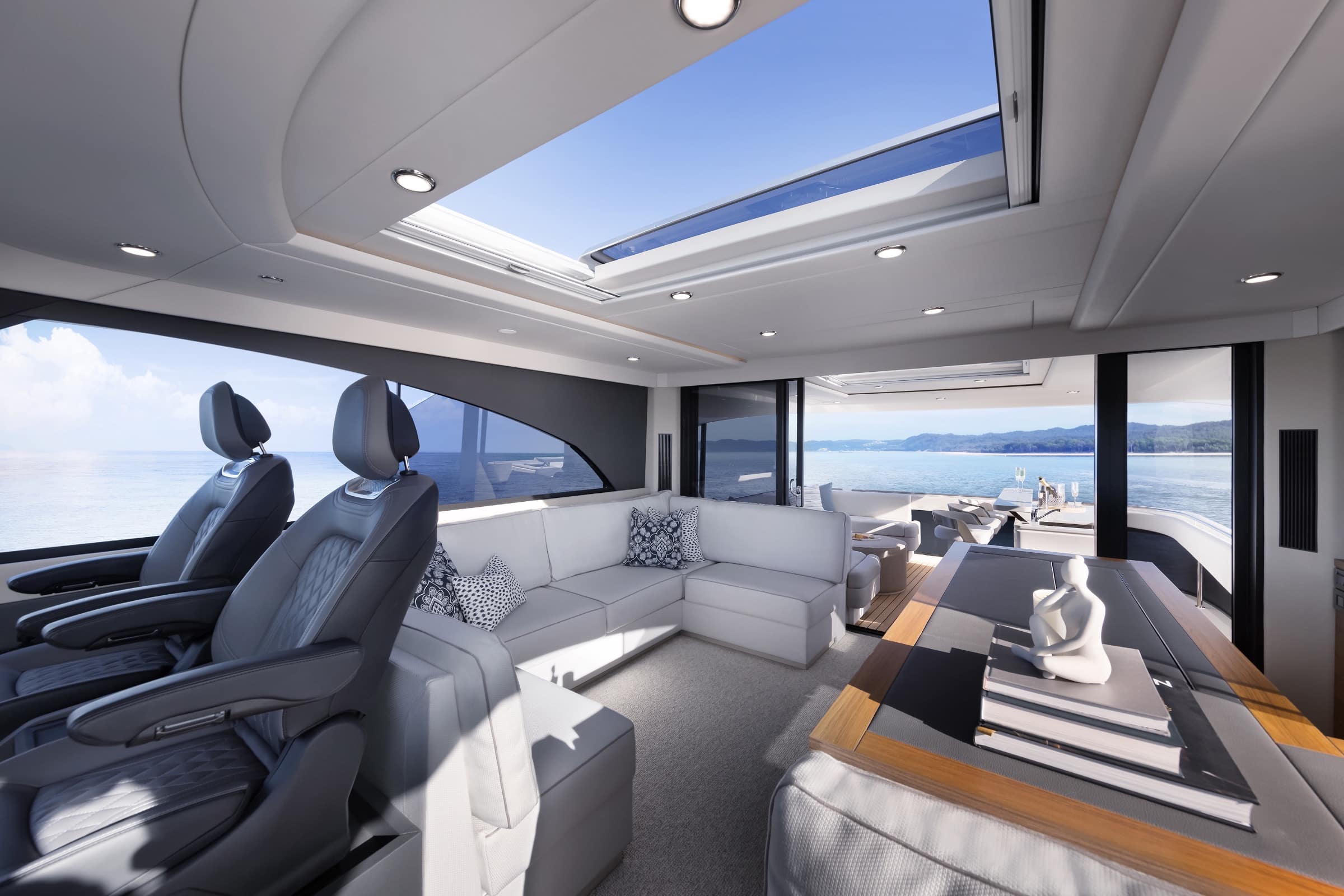 Maritimo M7563